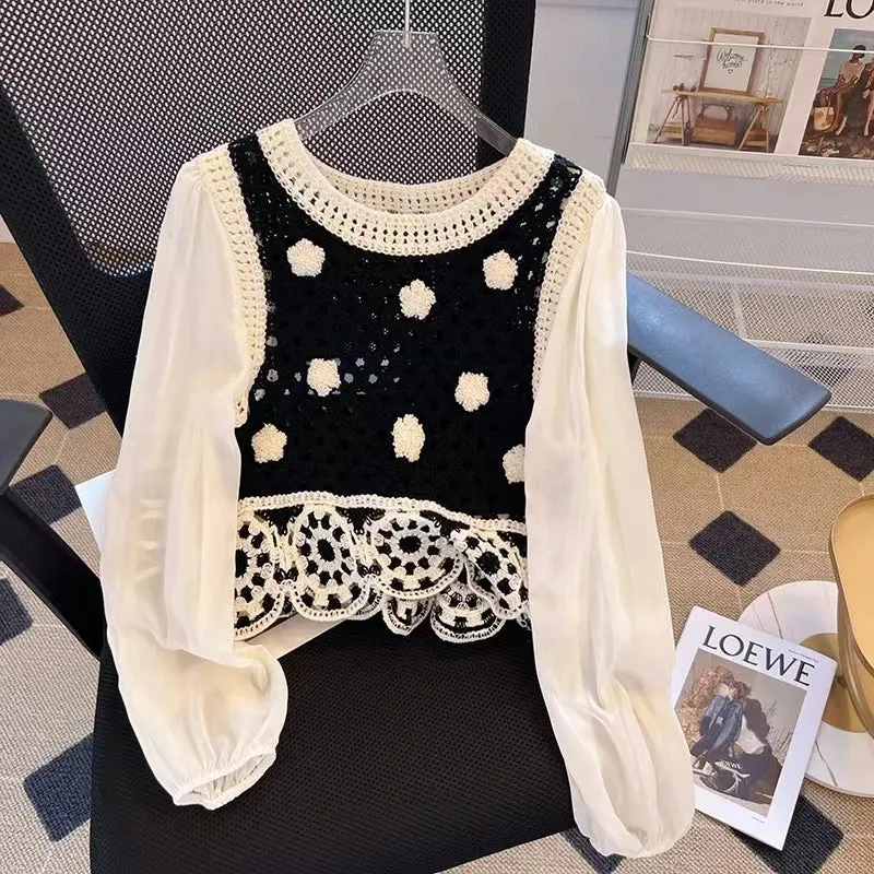 OUMEA Women Crochet Sleeveless Tanks Openwork Retro Tops  Korean Style Contrast Color Chic Knitting Tops Hot Girl Tops Ins