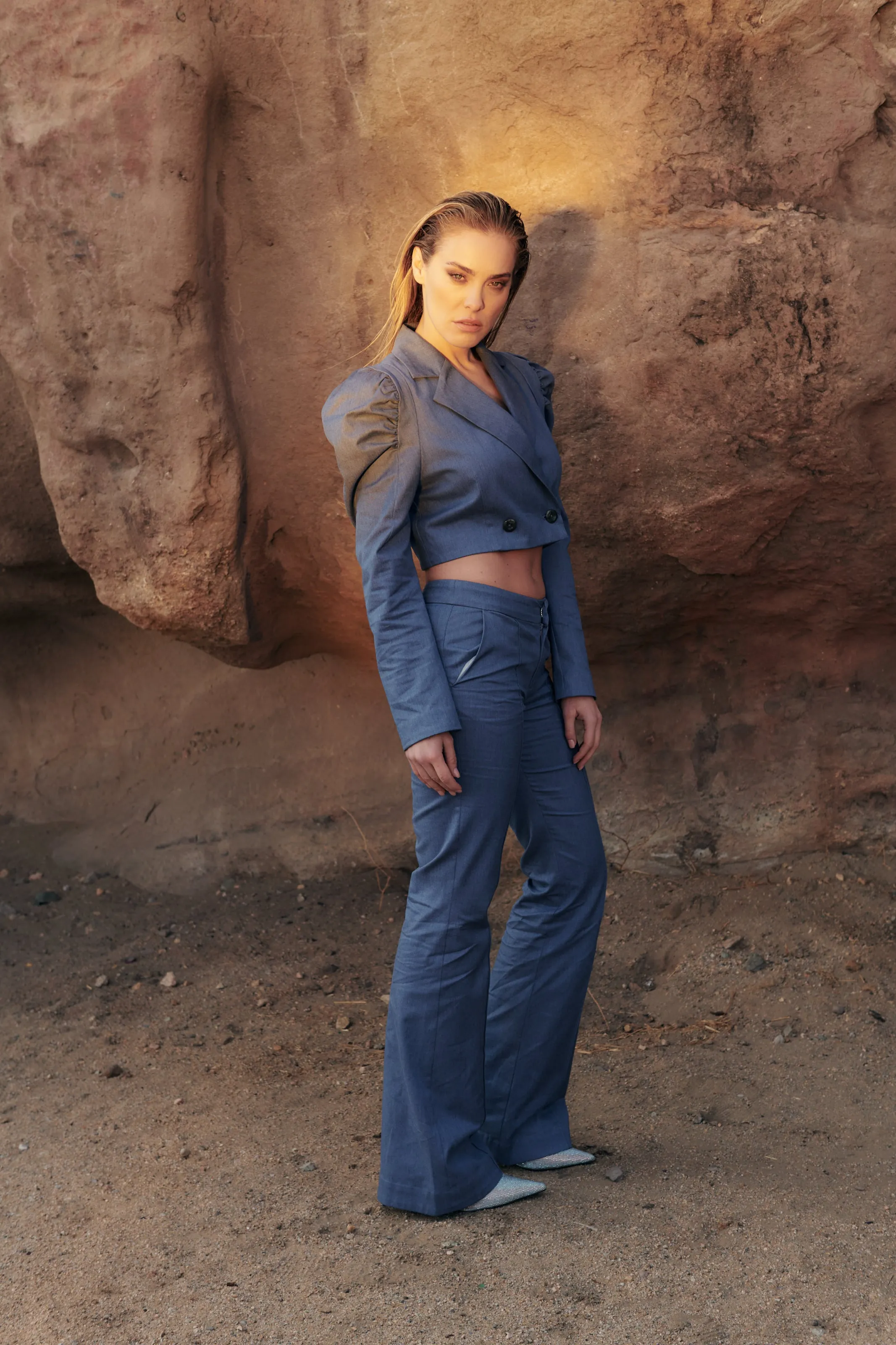 Puffy shouldered cropped Jacket